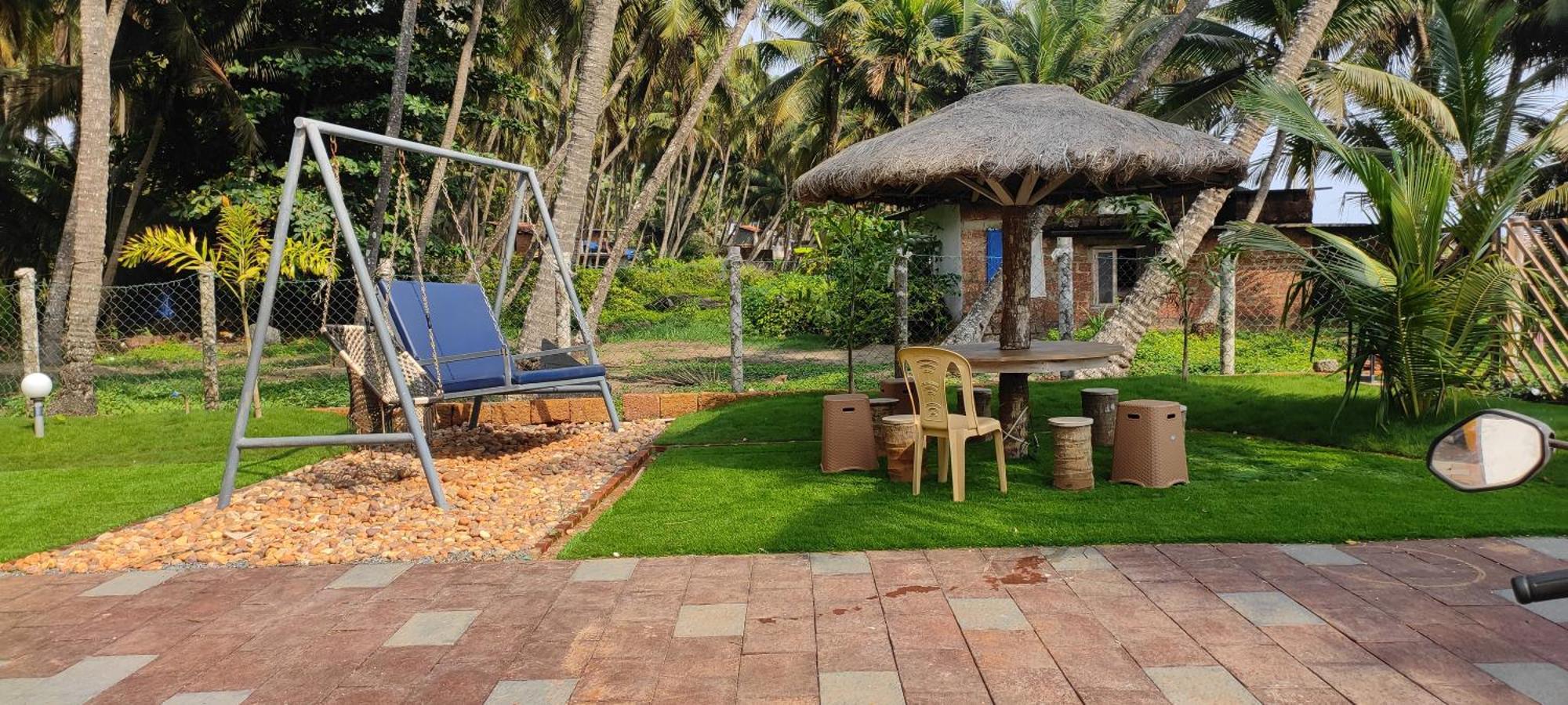 Mulappilangād Corniche Beach Resort חדר תמונה